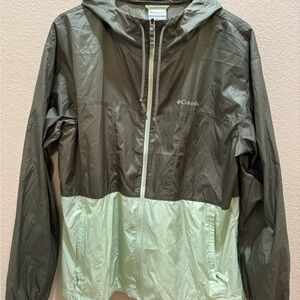 Columbia Olive and Light Green Jacket